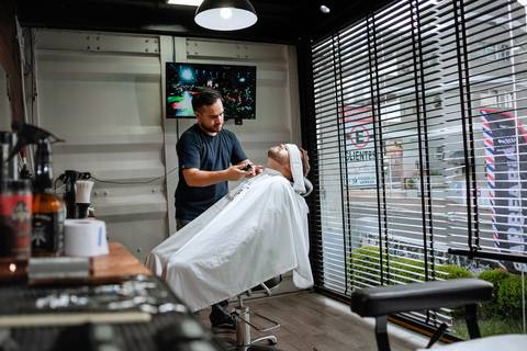 Fotos de casamento
Fotos espontâneas de casamento

Fotógrafo de casamento [cidade/estado]

Casento [nome dos noivos]

Casamento [nome dos noivos]

Fotografia de casamento

Casamento ao ar livre

Casamento íntimo e emocionante

Casamento completo com festa'