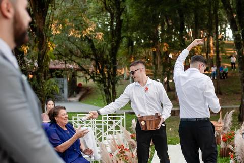 Fotos de casamento

Ensaio de casamento [nome dos noivos]

Casamento [nome dos noivos]

Fotografia de casamento

Casamento ao ar livre

Casamento íntimo e emocionante

Casamento completo com festa'