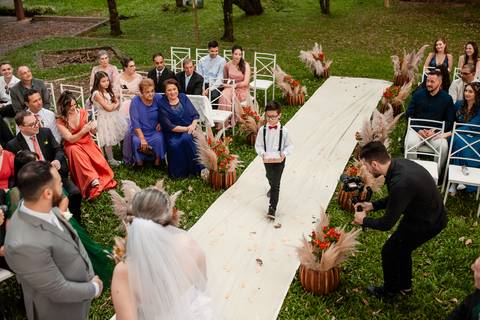 Fotos de casamento

Ensaio de casamento [nome dos noivos]

Casamento [nome dos noivos]

Fotografia de casamento

Casamento ao ar livre

Casamento íntimo e emocionante

Casamento completo com festa'