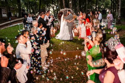 Fotos de casamento

Ensaio de casamento [nome dos noivos]

Casamento [nome dos noivos]

Fotografia de casamento

Casamento ao ar livre

Casamento íntimo e emocionante

Casamento completo com festa'