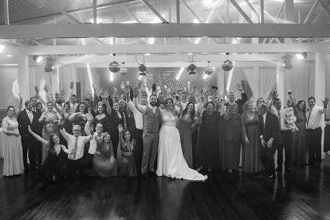 Fotos de casamento

Ensaio de casamento [nome dos noivos]

Casamento [nome dos noivos]

Fotografia de casamento

Casamento ao ar livre

Casamento íntimo e emocionante

Casamento completo com festa'