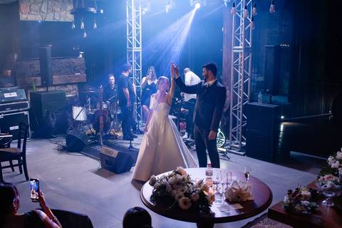 Fotos de casamento

Ensaio de casamento [nome dos noivos]

Casamento [nome dos noivos]

Fotografia de casamento

Casamento ao ar livre

Casamento íntimo e emocionante

Casamento completo com festa'