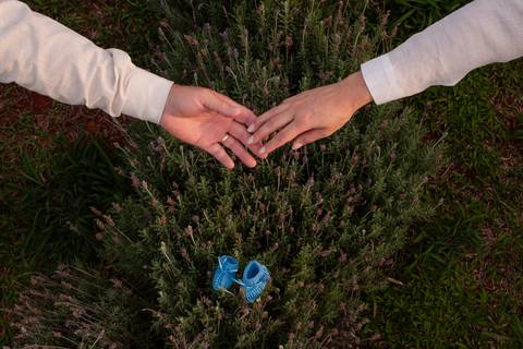 Ensaio gestante ao ar livre

Ensaio gestante externo

Fotos de gestante na natureza

Ensaio fotográfico gestante

Ensaio gestante com luz natural

Fotografia de gestante externa

'