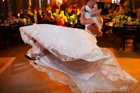 Making of da noiva e do noivo

Cerimônia emocionante de casamento

Fotos espontâneas no casamento

Mini ensaio dos noivos no dia

Detalhes da decoração do casamento

Festa de casamento animada

Casamento com luz natural

Casamento ao ar livre / no campo /'