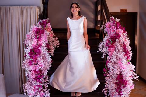 Decoração de 15 anos

Cerimônia e valsa 15 anos

Entrada da debutante

Fotos espontâneas da festa de 15 anos

Festa de 15 anos com emoção

Debutante dançando com o pai

Momentos marcantes da festa de 15 anos

Fotos com amigos e família na festa

Making of'