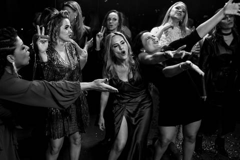 ensaio fotográfico feminino 50 anos

ideias para fotos de 50 anos

comemoração de 50 anos com ensaio fotográfico

como celebrar os 50 anos com fotos

fotógrafo especializado em aniversário de 50 anos

sessão de fotos ao ar livre 50 anos

fotos espontâneas'