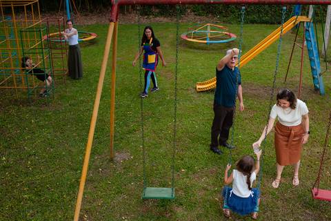 ensaio fotográfico de 1 ano infantil

smash the cake menino / menina

cobertura fotográfica de festa de 1 ano

sessão de fotos temática de 1 ano

ideias para fotos do primeiro aniversário

fotógrafo infantil 1 ano

comemoração simples de 1 ano com fotos

'