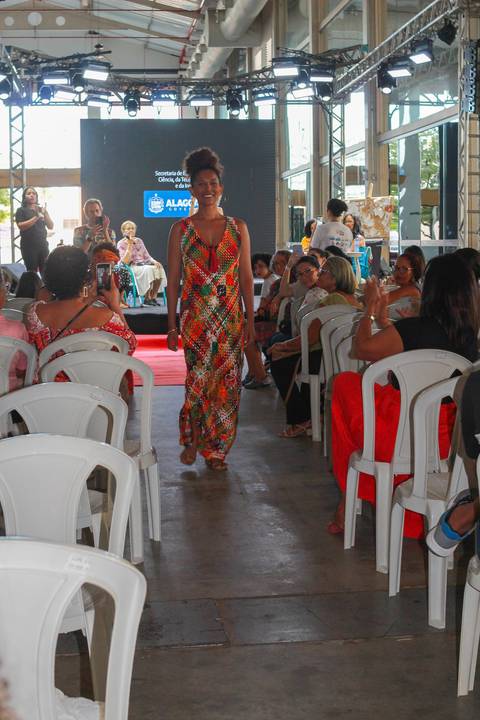 A renda filé alagoana teve destaque com desfile e a presença de patrimônio imaterial.'