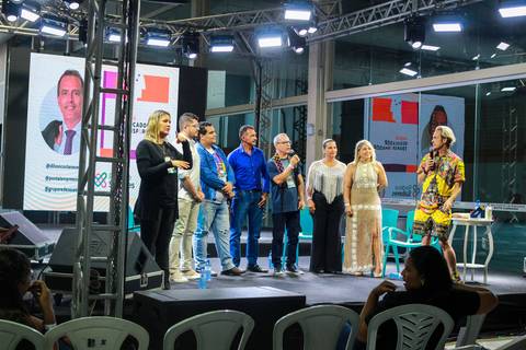 Dilson Costa apresentou o Projeto Tecendo Redes e Saberes, junto a convidados.'