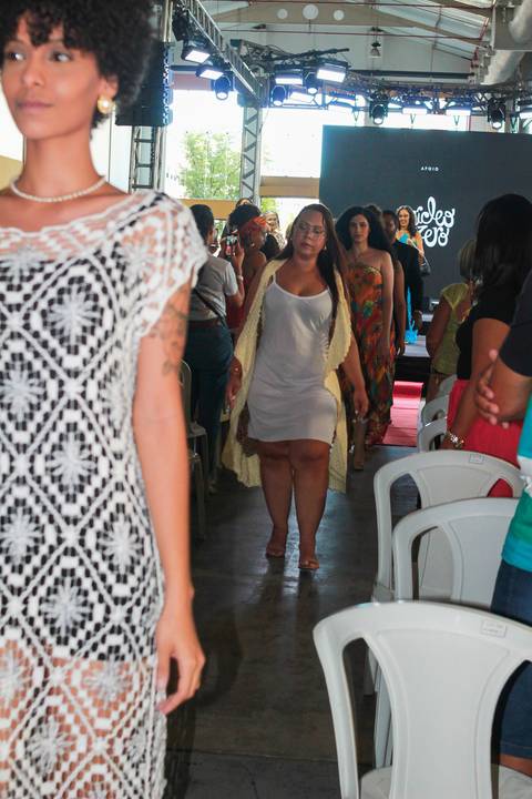 A renda filé alagoana teve destaque com desfile e a presença de patrimônio imaterial.'