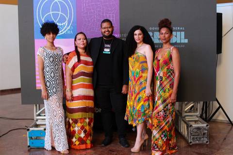 O desfile foi produzido por João Paulo Quintino.'