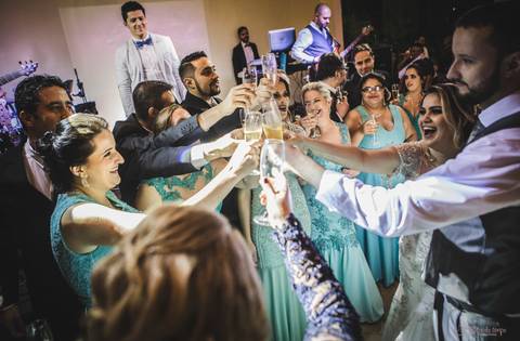 decoração, casamento rustico, casale rustico, decoração rustica, rustico, centro de mesa rustico, brinde com os padrinhos, brinde'