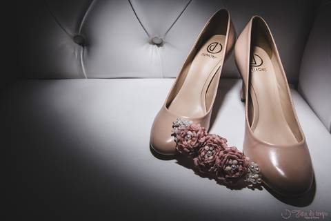 dia da noiva, vestido de noiva, vou casar, qual vestido, maquiagem de noiva, making of noiva, noiva se arrumando, sapato da noiva, acessório cabelo, acessório cabelo noiva'