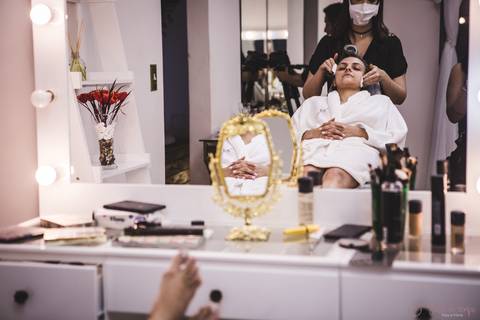 dia da noiva, vestido de noiva, vou casar, qual vestido, maquiagem de noiva, making of noiva, noiva se arrumando, dia de beleza noiva, make noiva, dicas de maquiagem, noivas, salão de beleza para noivas'