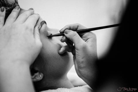 dia da noiva, vestido de noiva, vou casar, qual vestido, maquiagem de noiva, making of noiva, noiva se arrumando, dia de beleza noiva, make noiva, dicas de maquiagem, noivas, salão de beleza para noivas'