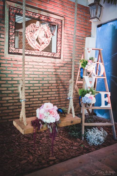 Festa de casamento, fotos de casamento, cerimônia de casamento, casamento rústico, casamento na cidade, casamento moderno, decoração rustica, noiva, noivo'