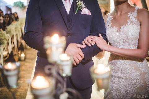 Festa de casamento, fotos de casamento, cerimônia de casamento, casamento rústico, casamento na cidade, casamento moderno, decoração rustica, noiva, noivo'