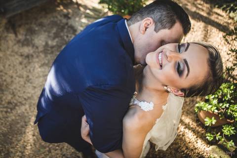 Festa de casamento, fotos de casamento, cerimônia de casamento, casamento rústico, casamento na cidade, casamento moderno, decoração rustica, noiva, noivo'