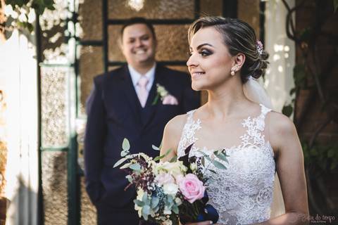 Festa de casamento, fotos de casamento, cerimônia de casamento, casamento rústico, casamento na cidade, casamento moderno, decoração rustica, noiva, noivo'