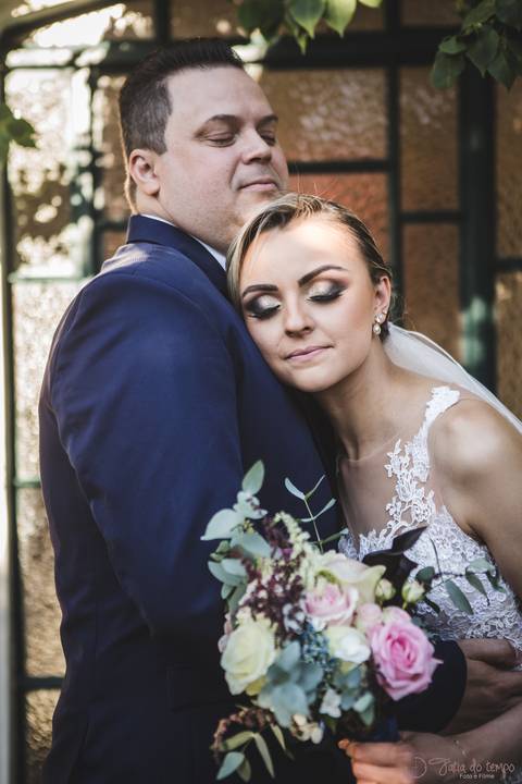 Festa de casamento, fotos de casamento, cerimônia de casamento, casamento rústico, casamento na cidade, casamento moderno, decoração rustica, noiva, noivo'