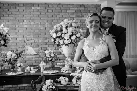 Festa de casamento, fotos de casamento, cerimônia de casamento, casamento rústico, casamento na cidade, casamento moderno, decoração rustica, noiva, noivo'