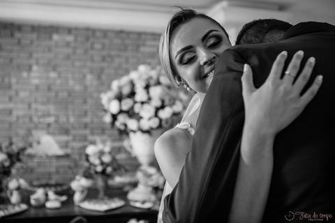 Festa de casamento, fotos de casamento, cerimônia de casamento, casamento rústico, casamento na cidade, casamento moderno, decoração rustica, noiva, noivo'