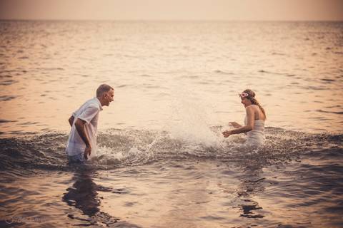 fotos nascer do sol, fotos por do sol, fotos na praia, praia do guarujá, ensaio pre casamento na praia, ensaio de casal na praia, vou casar na praia, fotos de casamento na praia, ensaio na praia, ensaio de casal do por do sol'