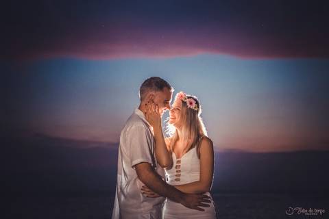fotos nascer do sol, fotos por do sol, fotos na praia, praia do guarujá, ensaio pre casamento na praia, ensaio de casal na praia, vou casar na praia, fotos de casamento na praia, ensaio na praia, ensaio de casal do por do sol'