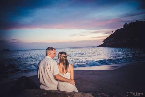 fotos nascer do sol, fotos por do sol, fotos na praia, praia do guarujá, ensaio pre casamento na praia, ensaio de casal na praia, vou casar na praia, fotos de casamento na praia, ensaio na praia, ensaio de casal do por do sol'