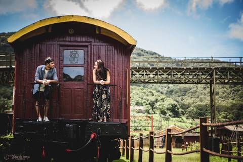ensaio pre casamento, ensaio pre casamento rustico, ensaio pre casamento no trem, ensaio pre casamento romantico, ensaio pre casamento vintage, ensaio de casal, ensaio antes do casamento, ensaio em paranapiacaba, ensaio no museu de paranapiacaba'