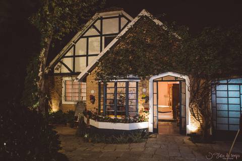 Grande Ville Buffet, Tati Stancanelli Decorações, Casamento rustico, casamento na cidade, casamento romantico, decoração rustica, casa rustica, '