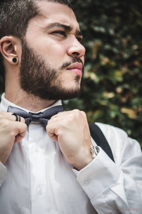 Mini wedding, mini casamento, casamento intimista, casamento intimo, casamento pequeno, casamento rustico, cozinha de autor, noivo, noivo de suspensorio, noivo de gravata borboleta, noiva chique, noiva de longo, noiva cantando'