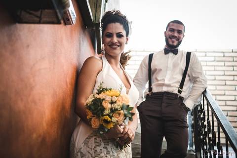 Mini wedding, mini casamento, casamento intimista, casamento intimo, casamento pequeno, casamento rustico, cozinha de autor, noivo, noivo de suspensorio, noivo de gravata borboleta, noiva chique, noiva de longo, noiva cantando'