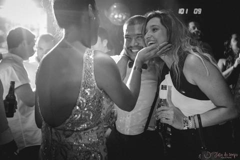 festa de casamento na balada, balada de casamento, the history, casamento na the history, casamento intimo, casamento diferente, noivos baladeiros, mini casamento, mini wedding'