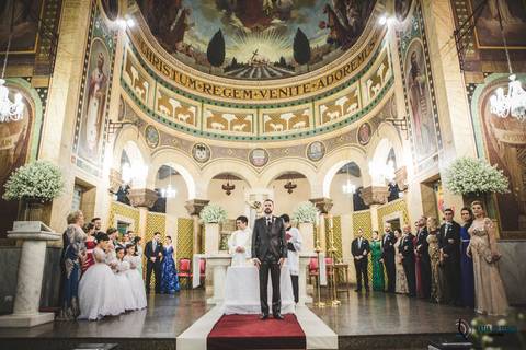 igreja matriz, igreja sagrada familia, casamento na igreja, noiva chique, noica classica, noivo, casamento na igreja, decoração da igreja, vestida para casar, vestido de noiva, buffet allegro, allegro buffet'