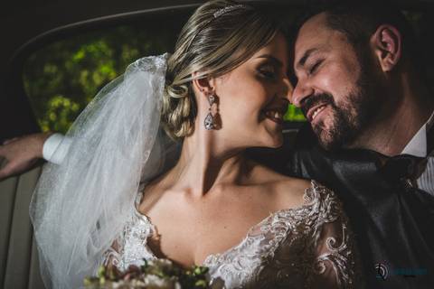 igreja matriz, igreja sagrada familia, casamento na igreja, noiva chique, noica classica, noivo, casamento na igreja, decoração da igreja, vestida para casar, vestido de noiva, buffet allegro, allegro buffet, casamento classico, casamento chique'