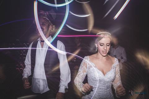 igreja matriz, igreja sagrada familia, casamento na igreja, noiva chique, noica classica, noivo, casamento na igreja, decoração da igreja, vestida para casar, vestido de noiva, buffet allegro, allegro buffet, casamento classico, casamento chique'