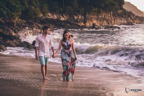 pre casamento na praia, casando na praia, casamento na praia, vou casar na praia, casamento litoral norte, casamento no guaruja, casando no guaruja, ensaio de casal na praia, casamento no por do sol, nascer do sol, guarujá, sorocotuba'