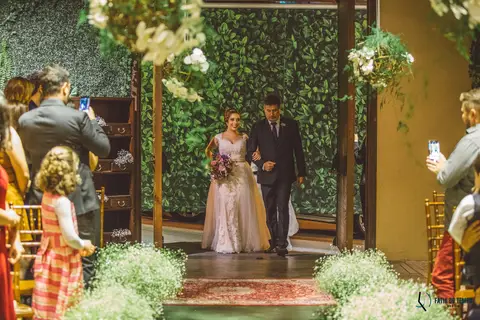 Napoelao Buffet, Buffet Napoleão, casamento no napoleao, casamento rustico, casamento no buffet, cerimonialista de casamento,  entrada da noiva, noiva, noiva entrando, noiva com o pai'