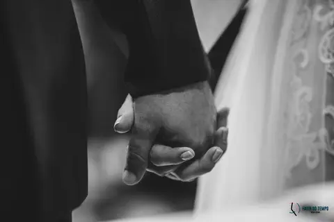 Napoelao Buffet, Buffet Napoleão, casamento no napoleao, casamento rustico, casamento no buffet, cerimonialista de casamento,  noiva, buque de flores, buque desconstruido, noivo de terno azul, noiva conteporanea, casando no abc'