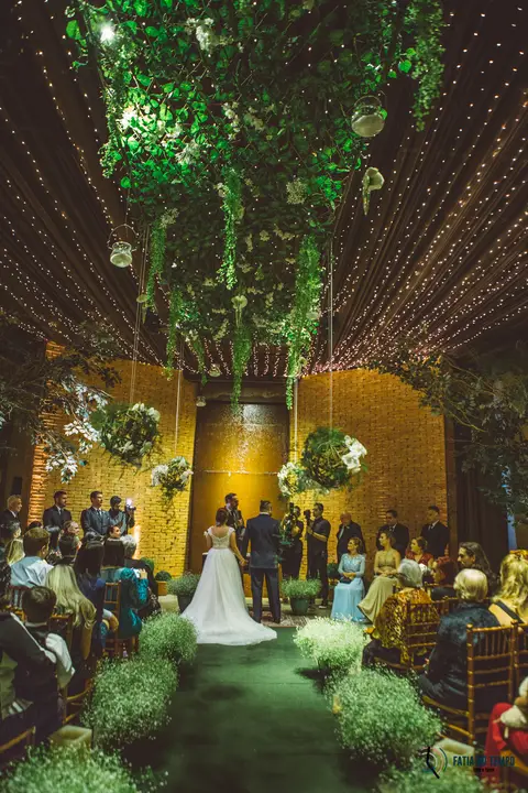 Napoelao Buffet, Buffet Napoleão, casamento no napoleao, casamento rustico, casamento no buffet, cerimonialista de casamento,  noiva, buque de flores, buque desconstruido, noivo de terno azul, noiva conteporanea, casando no abc'