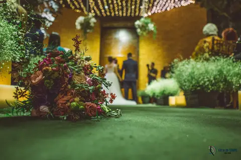 Napoelao Buffet, Buffet Napoleão, casamento no napoleao, casamento rustico, casamento no buffet, cerimonialista de casamento,  noiva, buque de flores, buque desconstruido, noivo de terno azul, noiva conteporanea, casando no abc'