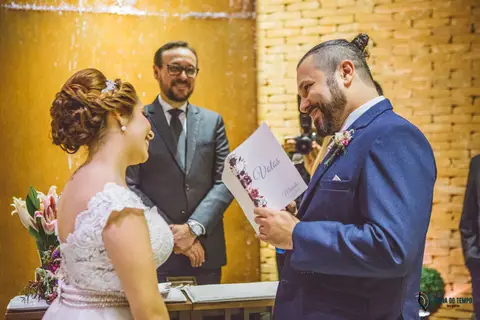 Napoelao Buffet, Buffet Napoleão, casamento no napoleao, casamento rustico, casamento no buffet, cerimonialista de casamento,  noiva, buque de flores, buque desconstruido, noivo de terno azul, noiva conteporanea, casando no abc'