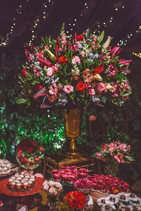 Napoelao Buffet, Buffet Napoleão, casamento no napoleao, casamento rustico, casamento no buffet, cerimonialista de casamento,  noiva, buque de flores, buque desconstruido, noivo de terno azul, noiva conteporanea, casando no abc'