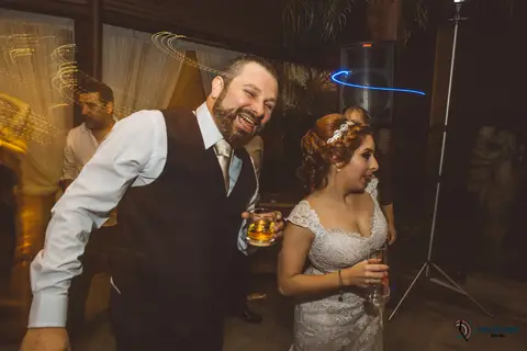 Napoelao Buffet, Buffet Napoleão, casamento no napoleao, casamento rustico, casamento no buffet, cerimonialista de casamento,  noiva, buque de flores, buque desconstruido, noivo de terno azul, noiva conteporanea, casando no abc, festa de casamento,'