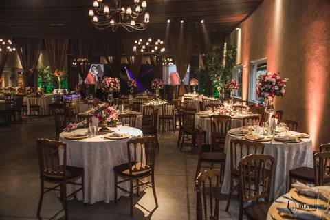 Sitio São Jorge, Espava Vdara, Sitio São Jorge Varangas, Casando no Sitio, Casamento Rustico, Casando no Campo, Casamento no campo, Vestido de noiva sereia, Noivo terno azul'