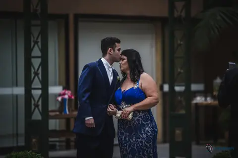 Sitio São Jorge, Espava Vdara, Sitio São Jorge Varangas, Casando no Sitio, Casamento Rustico, Casando no Campo, Casamento no campo, Vestido de noiva sereia, Noivo terno azul, entrada do noivo, mãe do noivo'