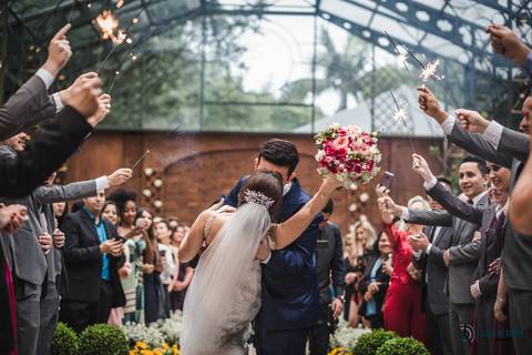 Sitio São Jorge, Espava Vdara, Sitio São Jorge Varangas, Casando no Sitio, Casamento Rustico, Casando no Campo, Casamento no campo, Vestido de noiva sereia, Noivo terno azul, '