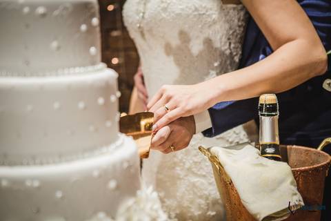 Sitio São Jorge, Espava Vdara, Sitio São Jorge Varangas, Casando no Sitio, Casamento Rustico, Casando no Campo, Casamento no campo, Vestido de noiva sereia, Noivo terno azul, '