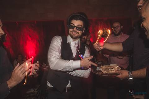 buffet allegro, casamento em são caetano do sul, casamento chique, buffet chique, casamento no buffet, passarela de espelho, decoração chique, allegro buffet, balada de casamento, balada, light paint, efeito de luz, iluminação de balada'